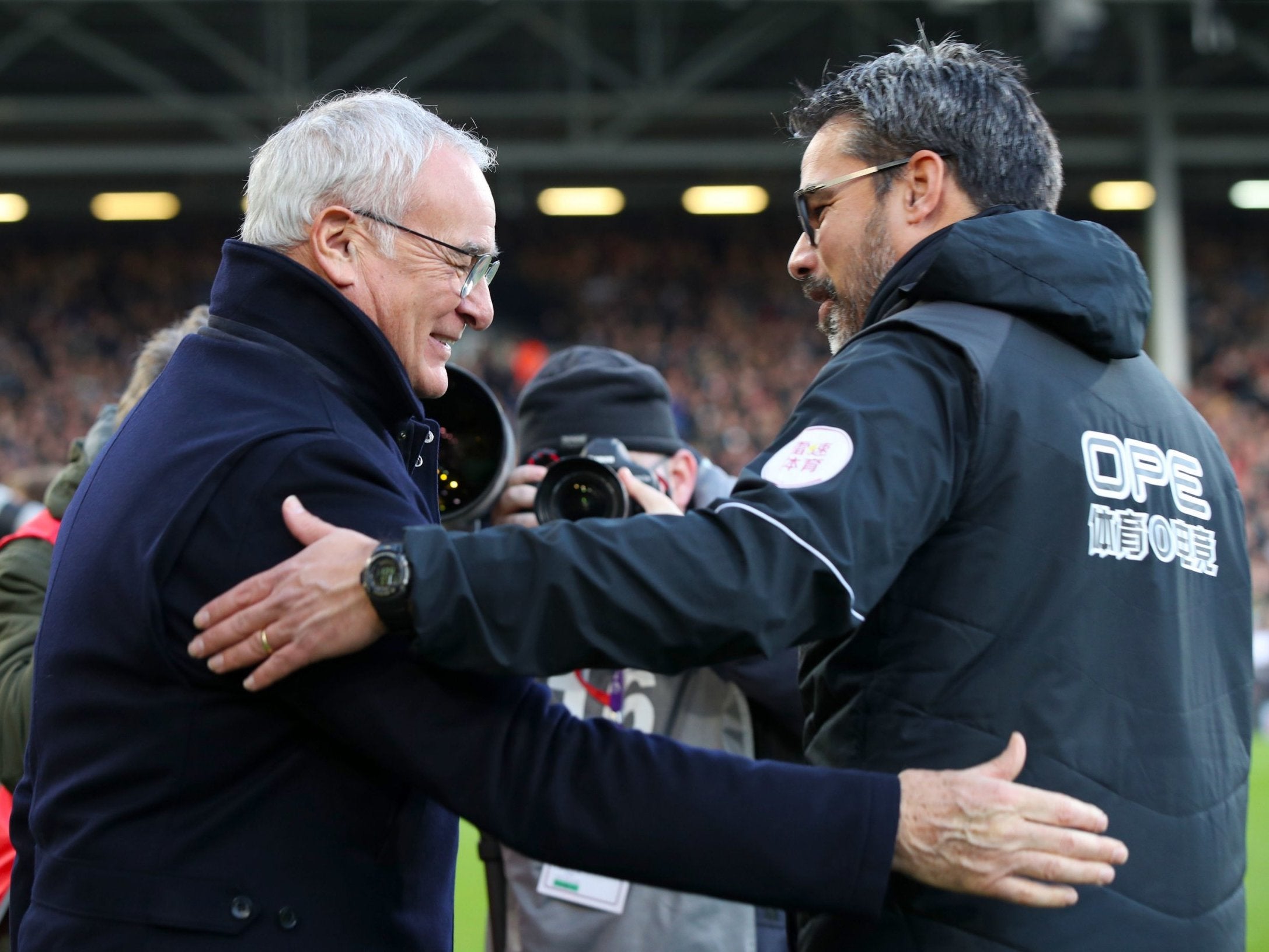 Fulham manager Claudio Ranieri and Huddersfield Town manager David Wagner shake hands