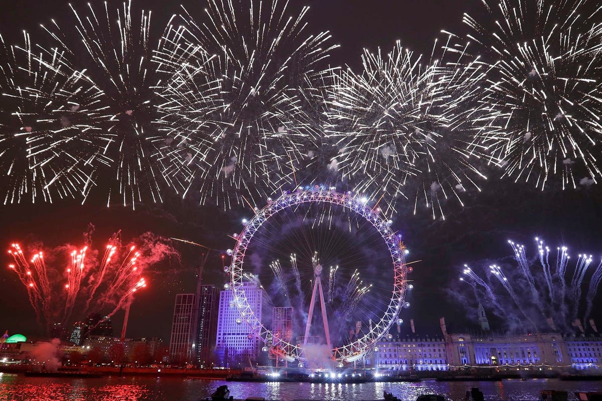 London’s New Year’s Eve fireworks cancelled for second year due to Covid