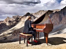 Musician playing grand piano on Himalayan mountain sets world record