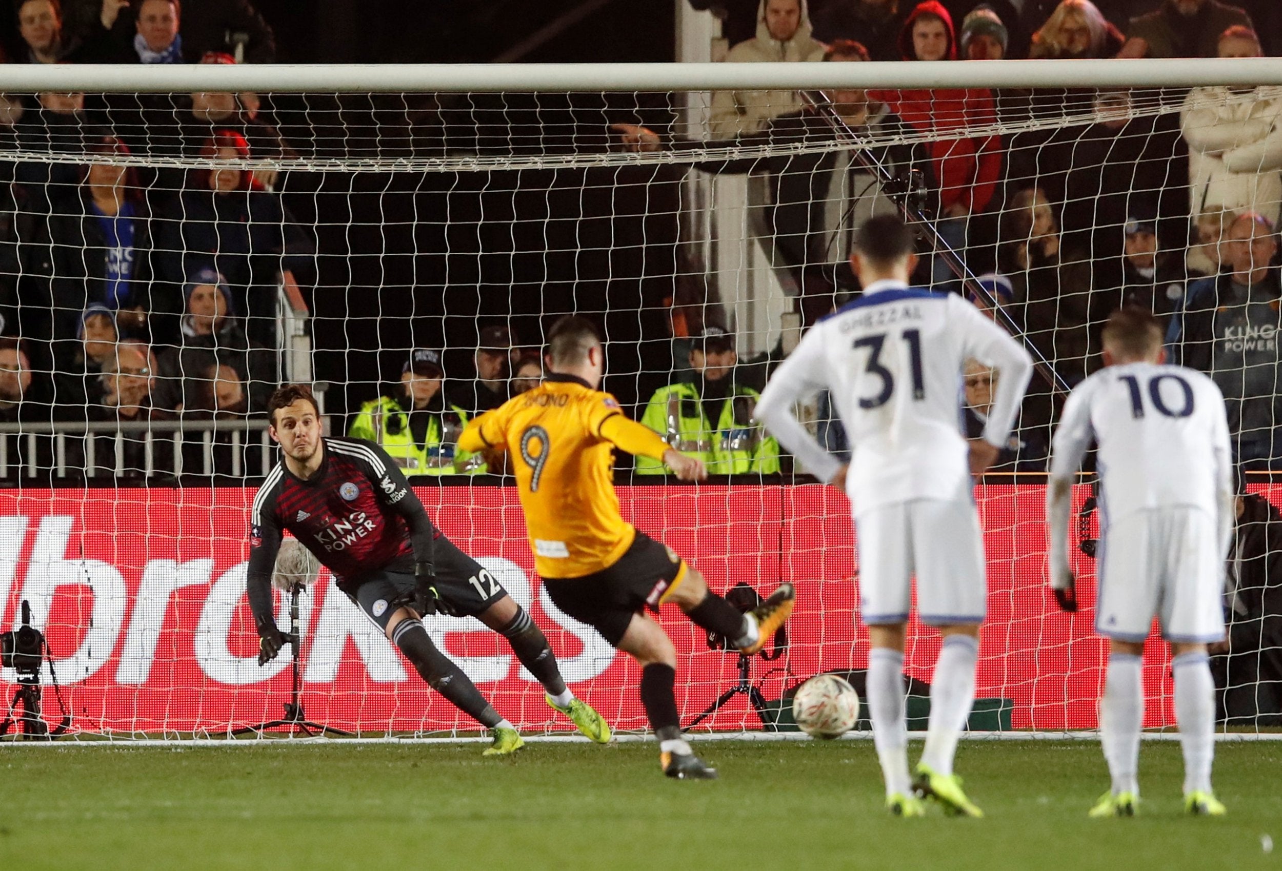 Padraig Amond scored the winner from the penalty spot