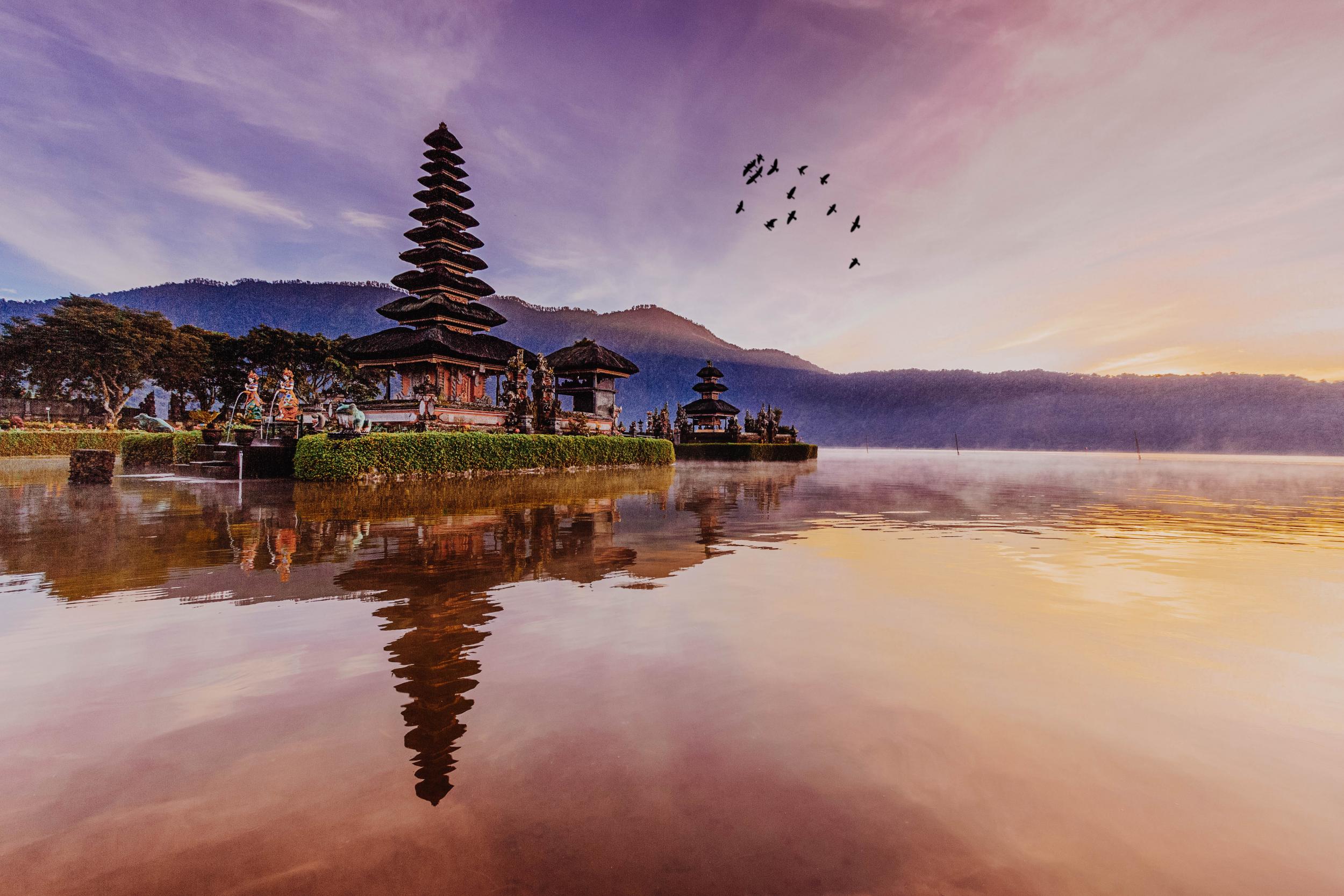 First direct flight from London  to Bali  to launch The 