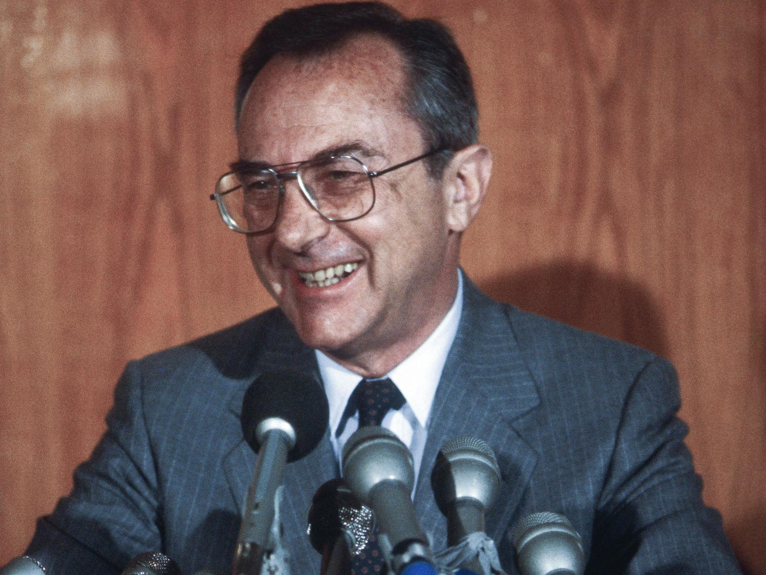 Arens in 1984: politically he was both a rightist and a liberal idealist, and was a champion of equal rights for Arab Israelis