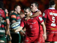 Scarlets ease to victory over Leicester as Ulster edge past Racing 92