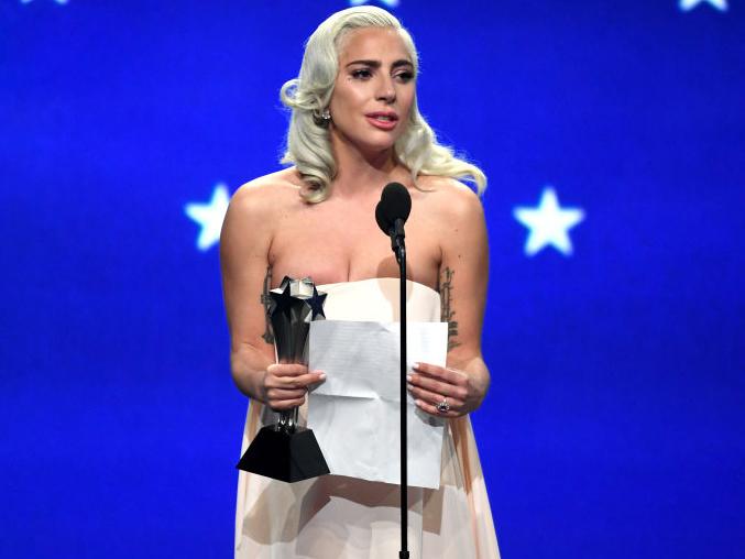 Lady Gaga broke down into tears during her acceptance speech for Best Actress