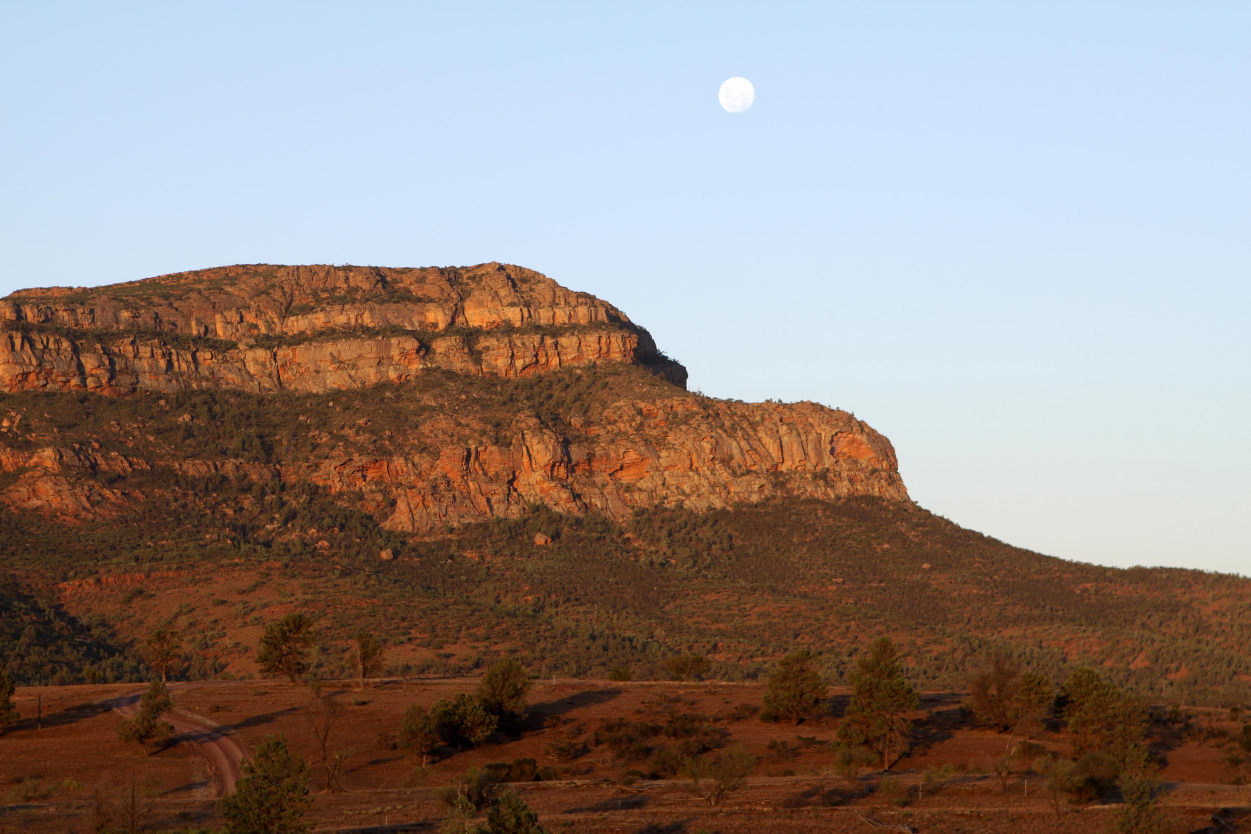 The sunset at Wilpena Pound in South Australia, a natural amphitheatre