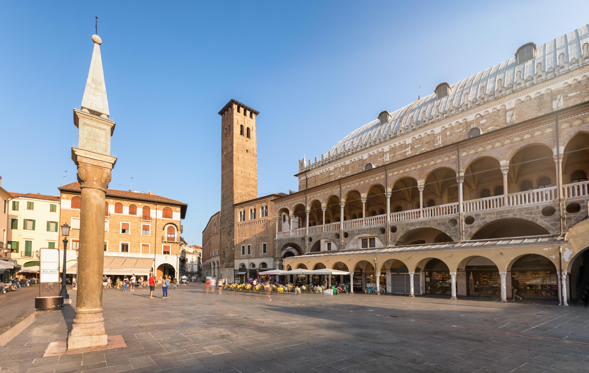 University town Padua might not have canals like Venice, but it doesn't have crowds either