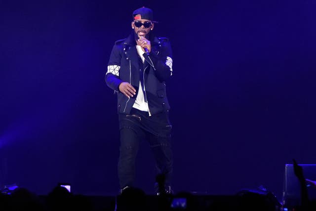 R Kelly performs during The Buffet Tour at Allstate Arena on 7 May, 2016 in Chicago, Illinois.