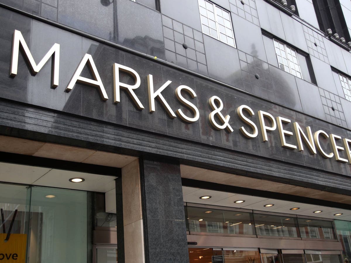 Marks Spencer Announces Next 17 Stores To Close Down With 1 045 Jobs At Risk The Independent The Independent