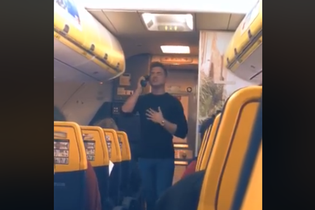James Hazlett sang to fellow passengers