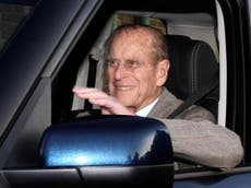 Prince Philip ‘voluntarily’ surrenders driving licence following crash