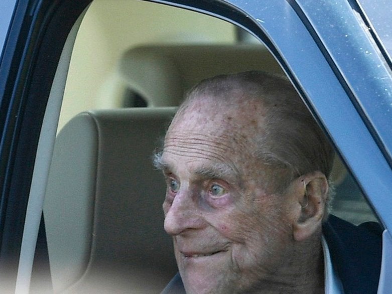 Prince Philip could avoid potential prosecution by surrendering his licence