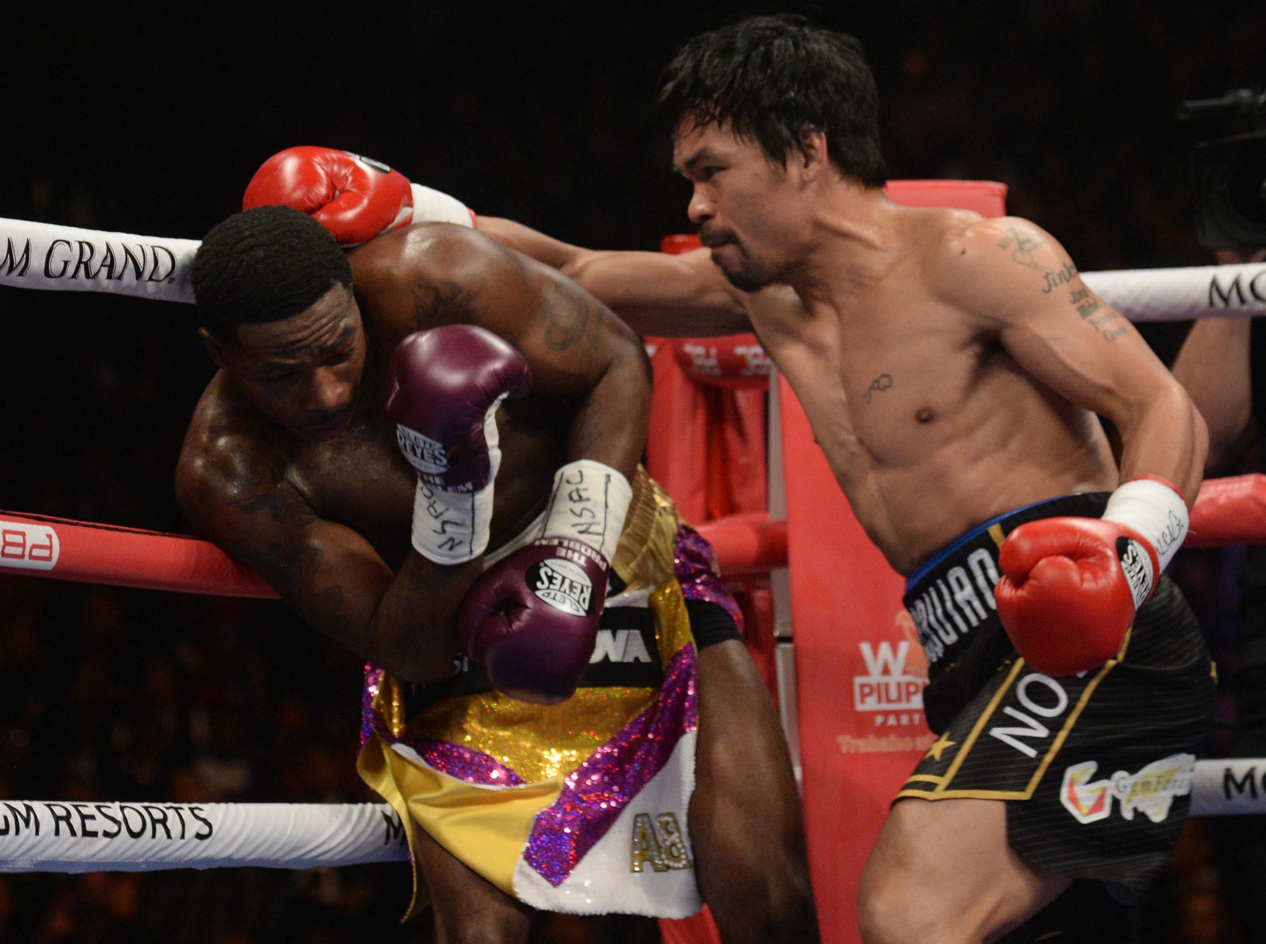 Manny Pacquiao proved too much for Adrien Broner (USA TODAY)