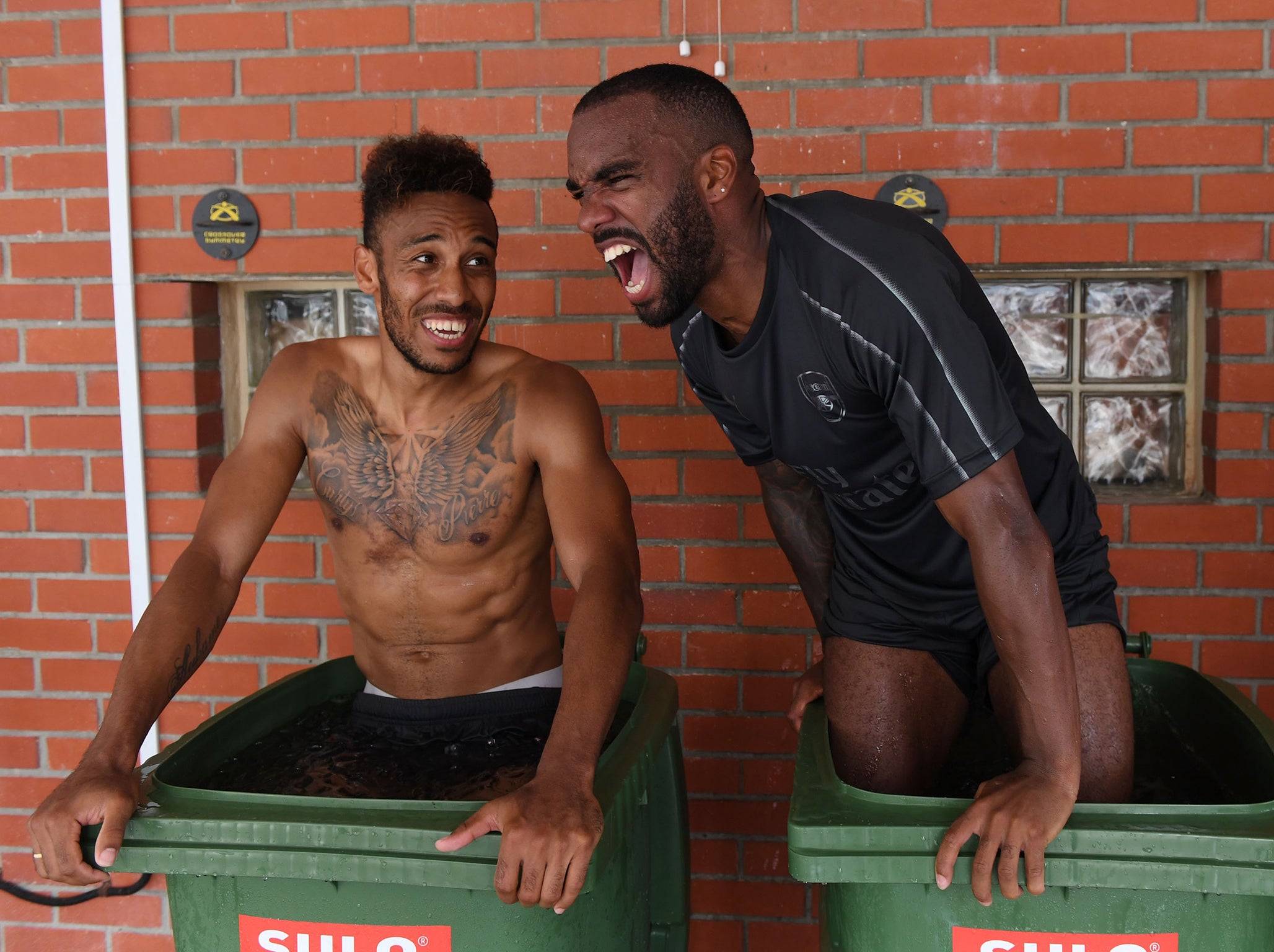 Pierre-Emerick Aubameyang and Alexandre Lacazette enjoy some downtime