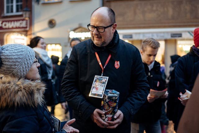 Adamowicz raising money for the Great Orchestra of Christmas Charity on the day he was murdered