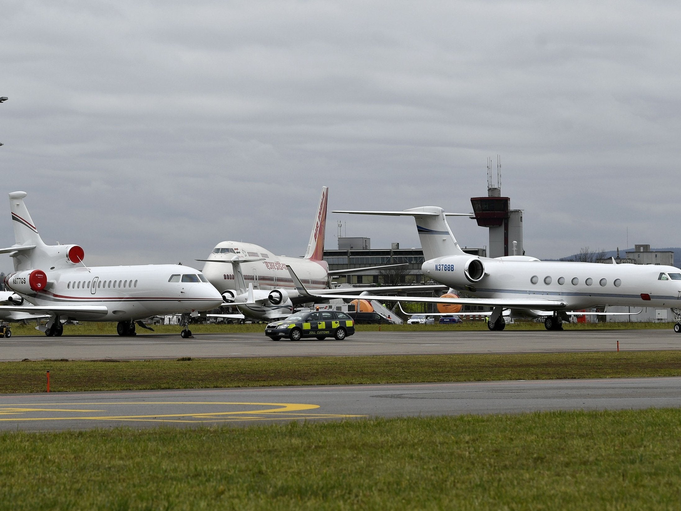 Private jet travel remains popular among top business leaders