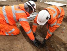 Remains of ‘man who named Australia’ found during HS2 excavation