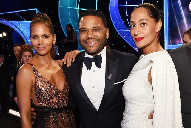 Actors Halle Berry, Anthony Anderson and Tracee Ellis Ross at the 2018 SAG Awards