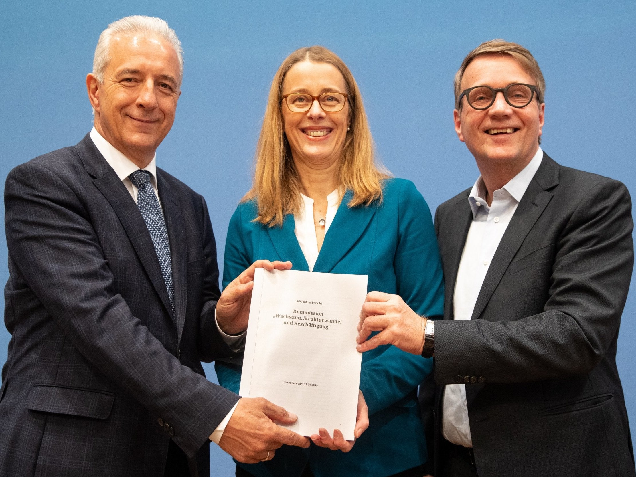 Chairpersons of the Coal Commission Stanislaw Tillich, Barbara Praetorius and Ronald Pofalla present the organisation's final report on transitioning away from fossil fuels