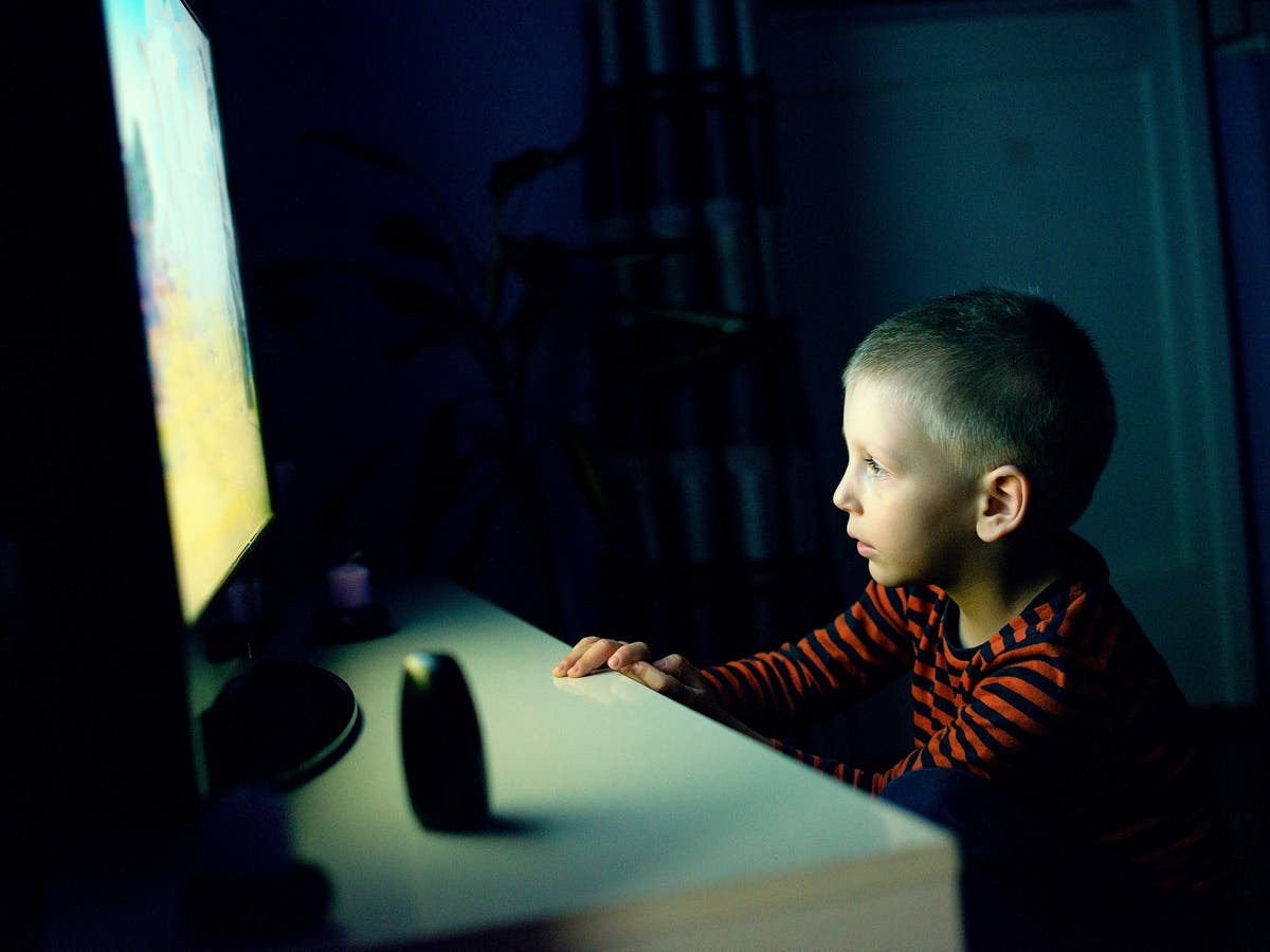 Toddler development delayed by too much screentime, research suggests