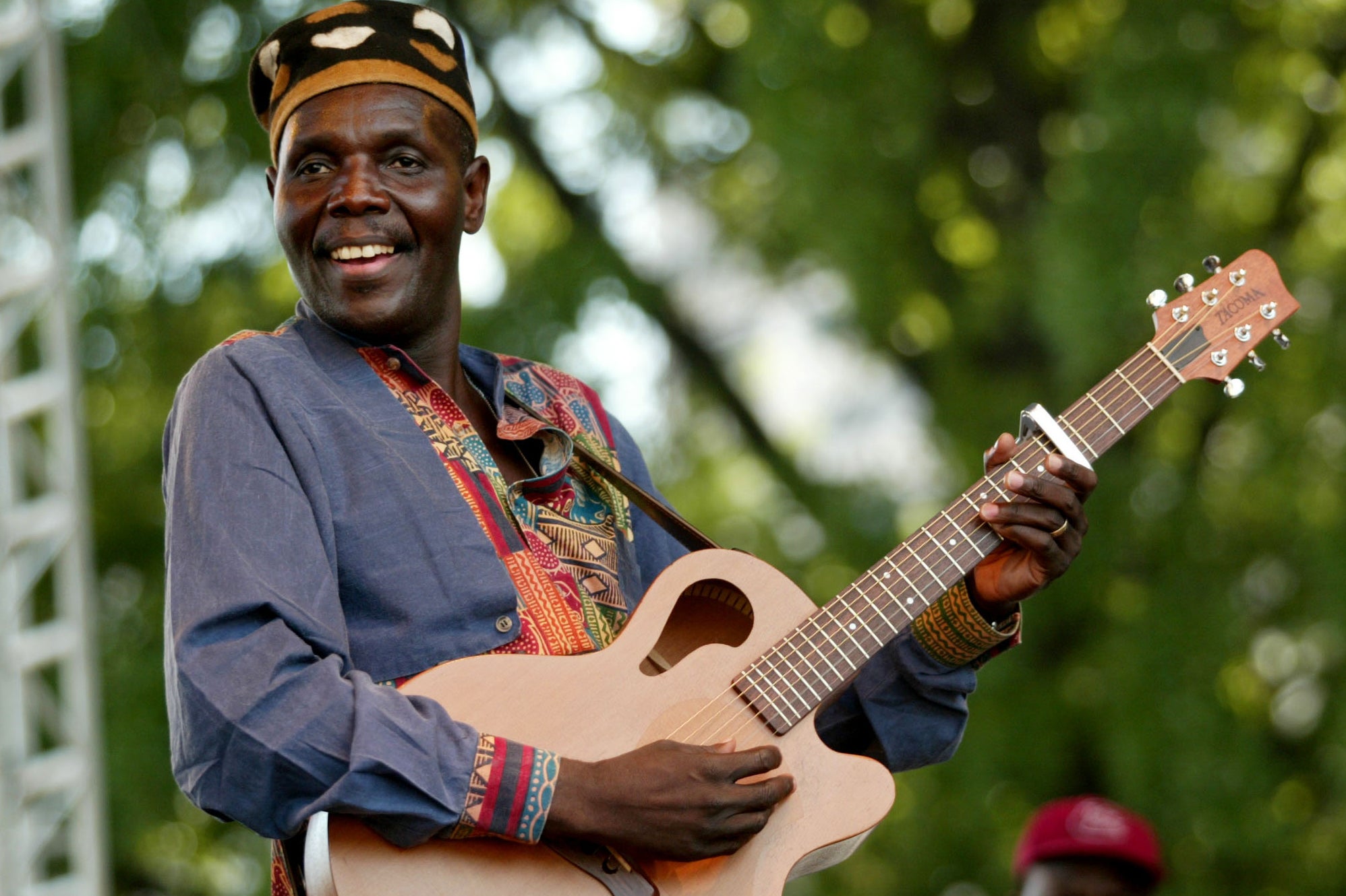 Mtukudzi performing in the US in 2003
