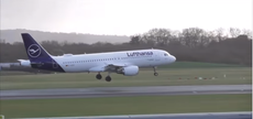 High winds cause planes to abort landings at Manchester Airport