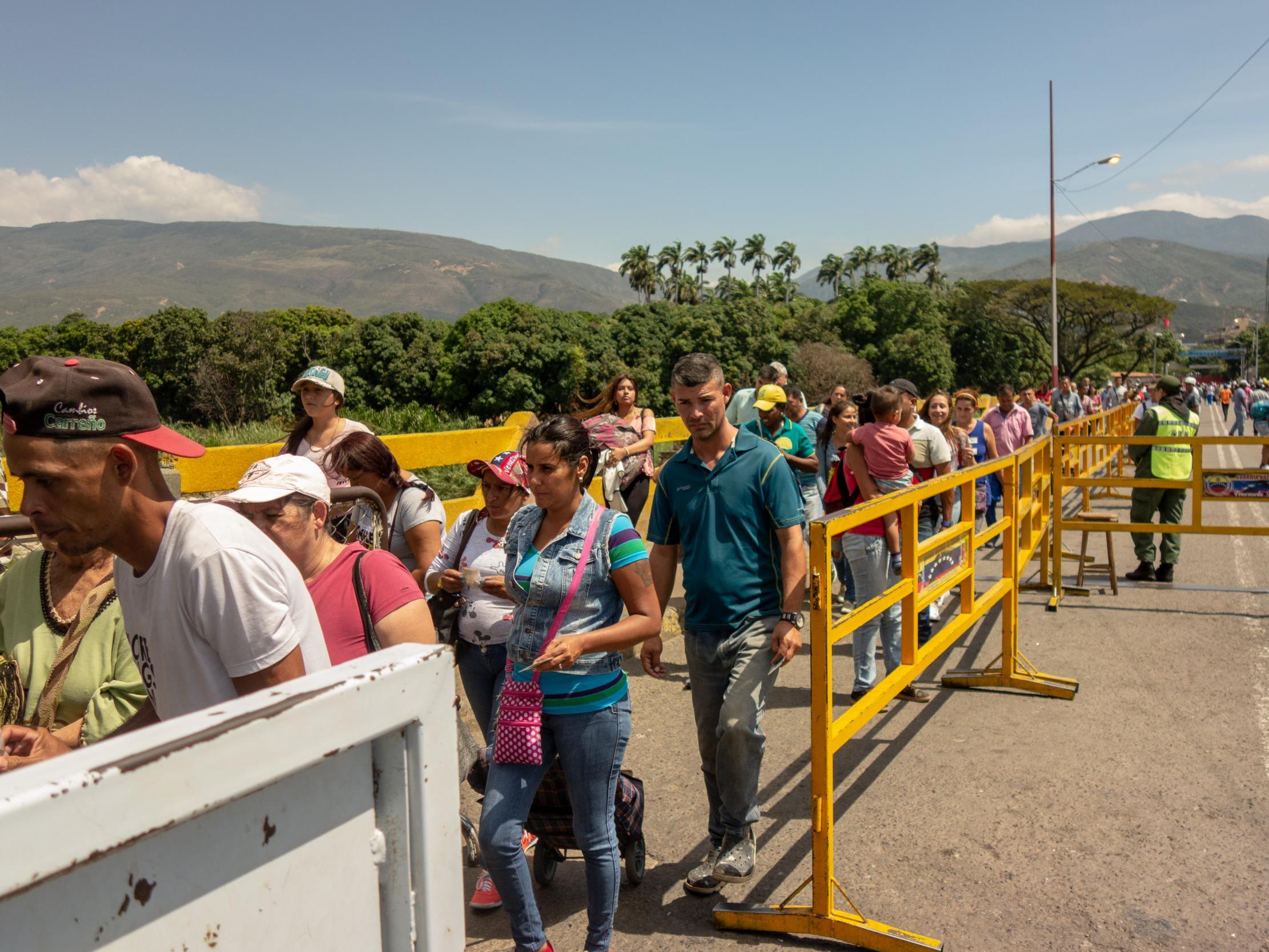 Thousands of Venezuelans are crossing into Colombia each day