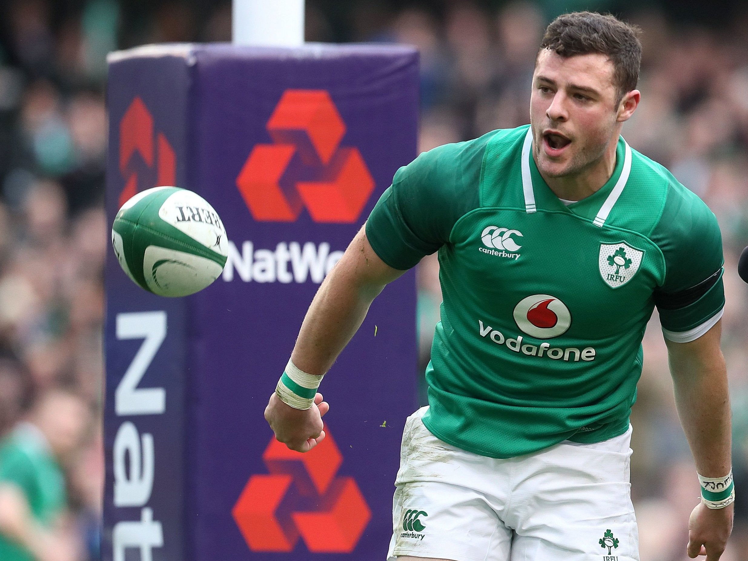 Robbie Henshaw will start at full-back for Ireland against England in the Six Nations