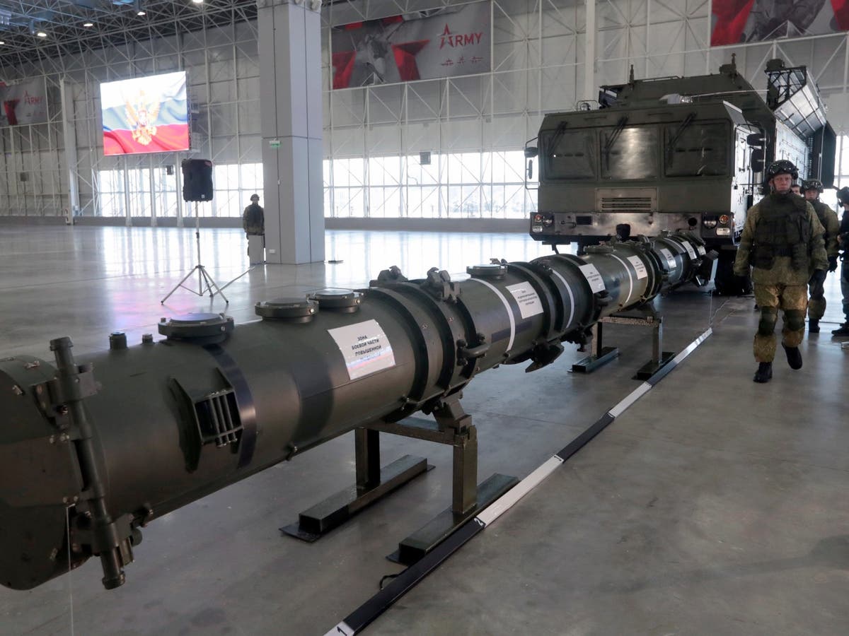 Trump pulls US out of Cold War-era nuclear weapons treaty with Russia ...