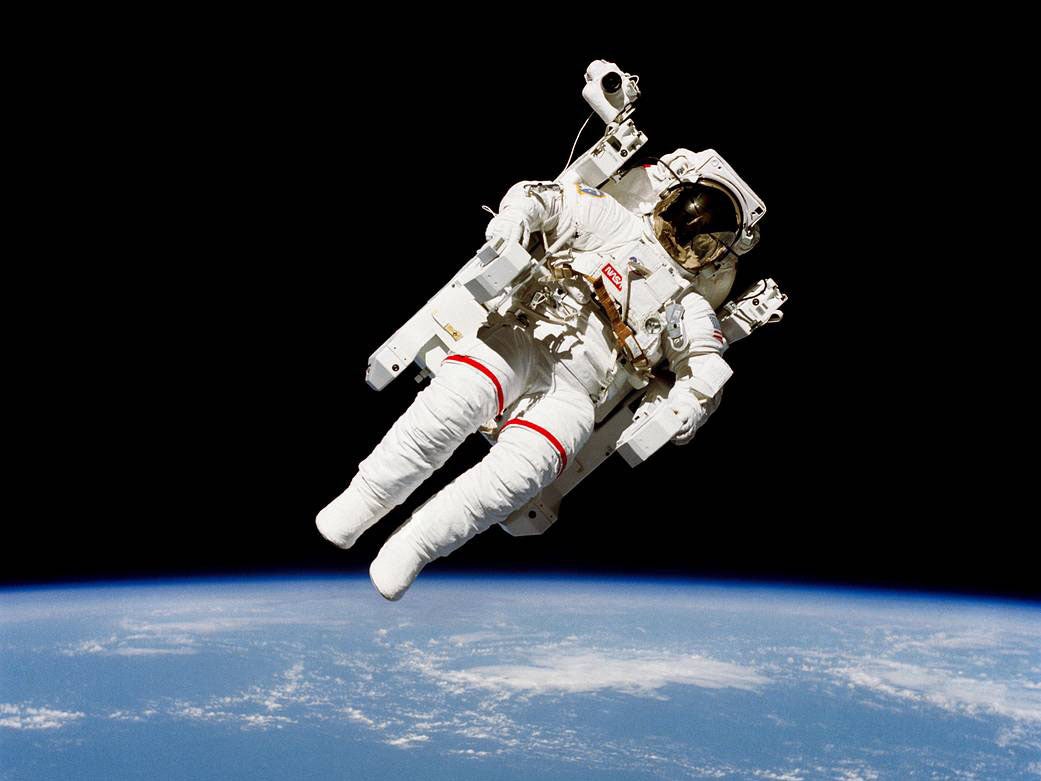 Bruce McCandless and Robert L Stewart took the first untethered spacewalk on 7 February 1984