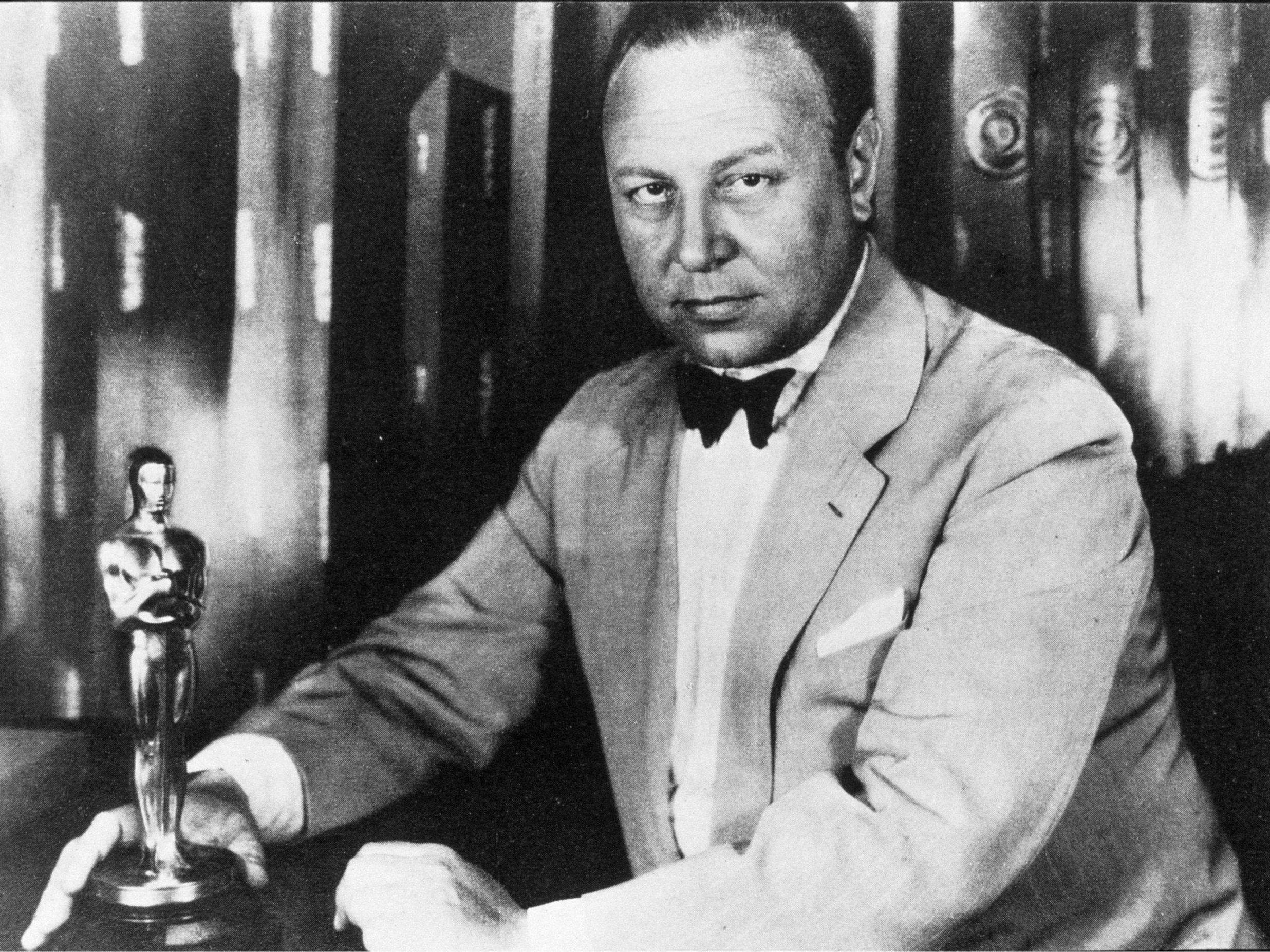 Emil Jannings with his Best Actor statuette, 1928