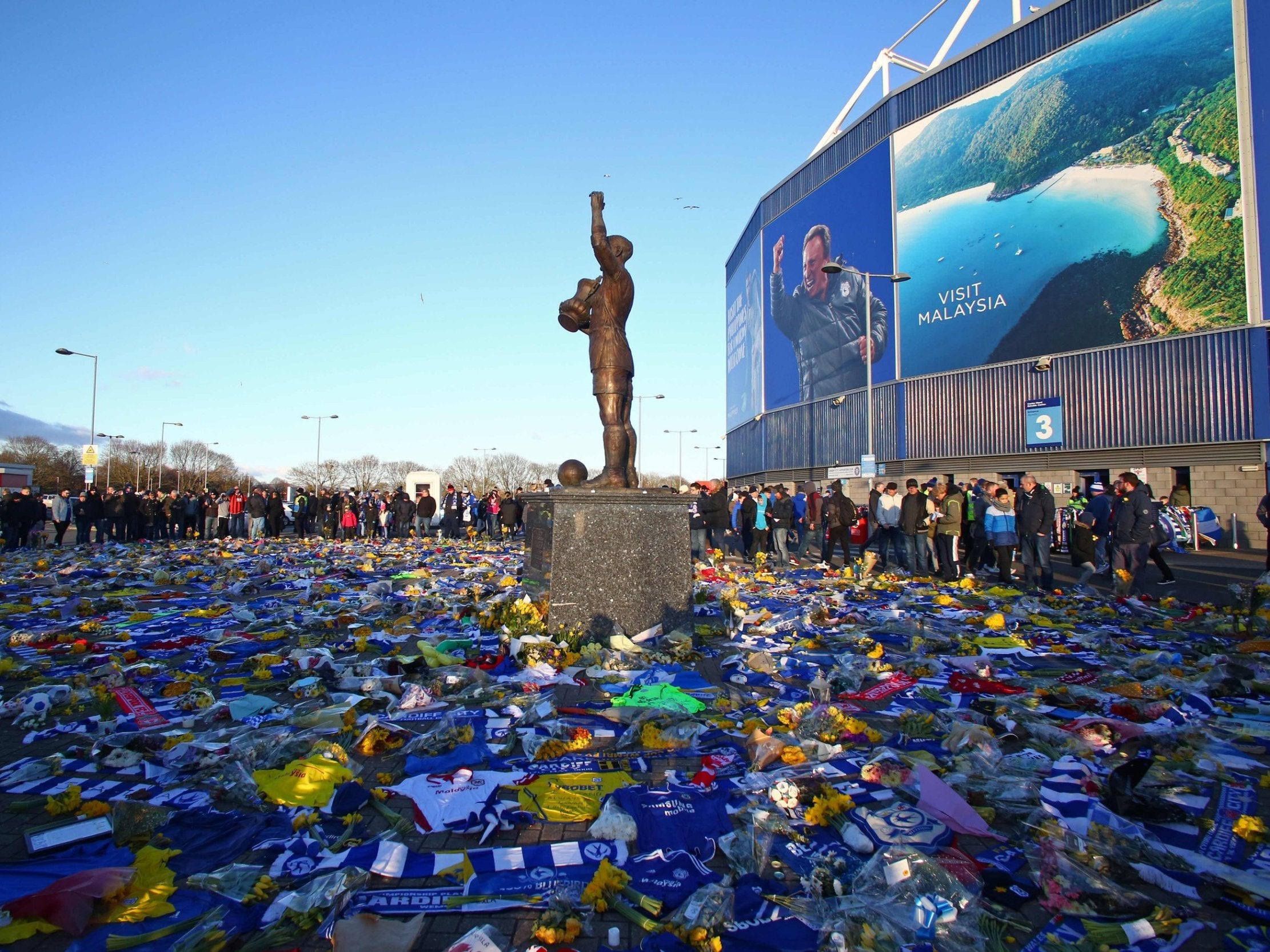 Cardiff fans pay tribute to Sala outside the Cardiff City Stadium