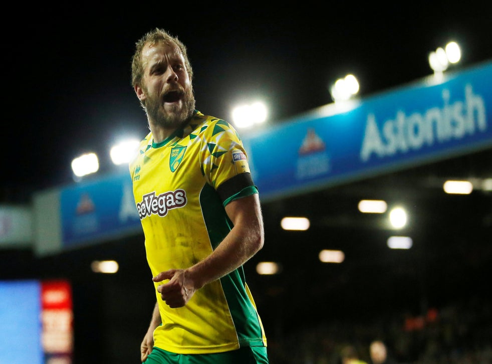 Leeds Vs Norwich Mario Vrancic Double Helps Canaries Soar Back To Championship Summit The Independent The Independent