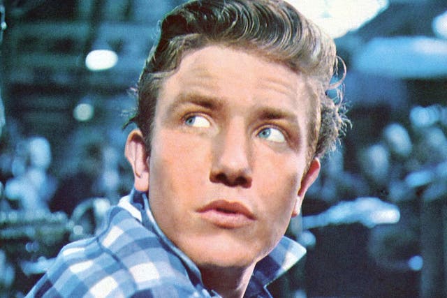 Albert Finney as factory worker Arthur Seaton in the film 'Saturday Night and Sunday Morning'
