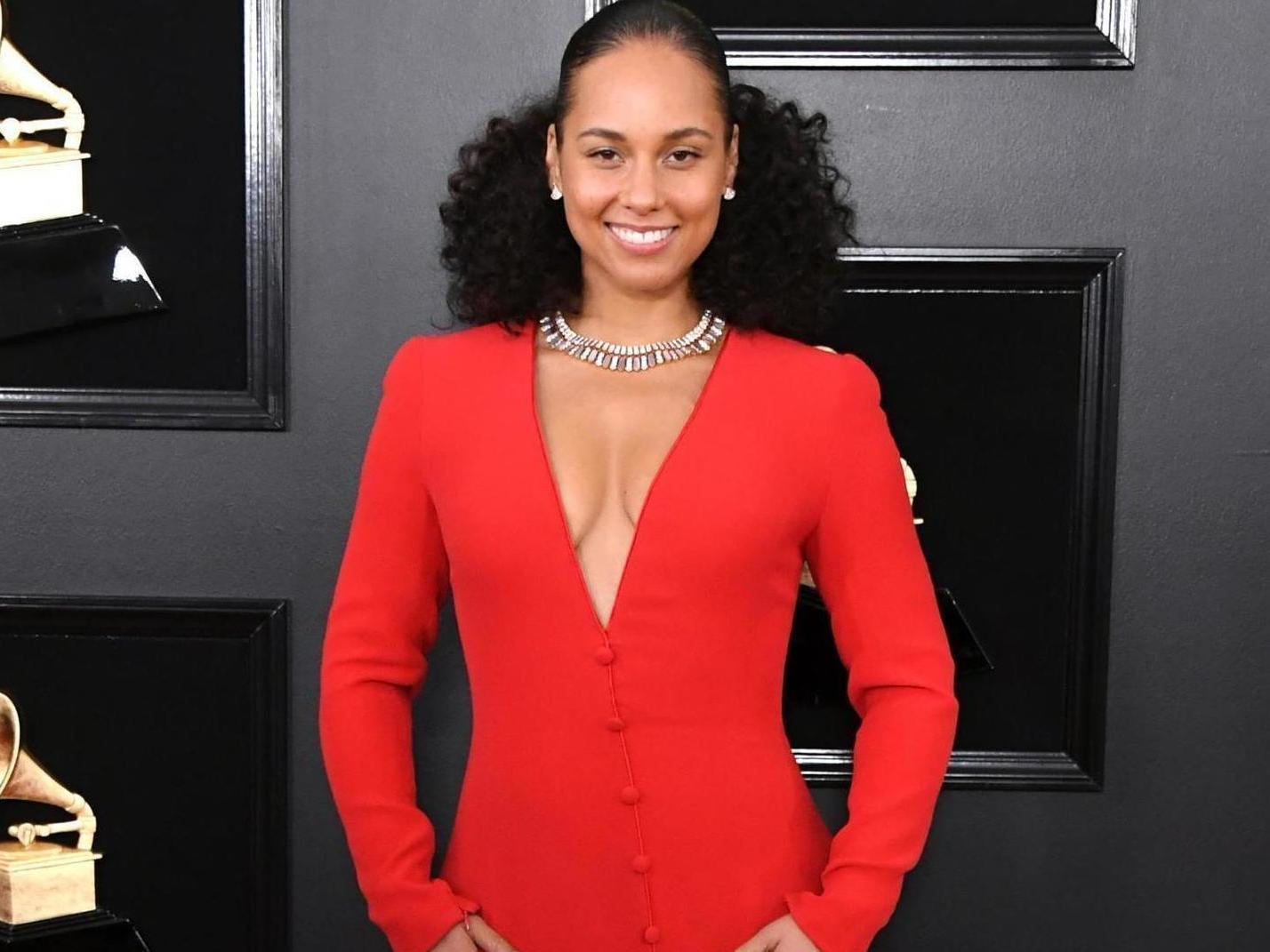 Alicia keys hotsell grammys 2019 outfit