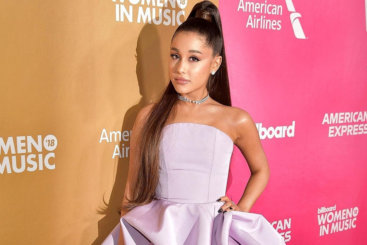 ariana grande blue dress grammys Ariana Grande's Grammys Zac Posen Gown: Photos