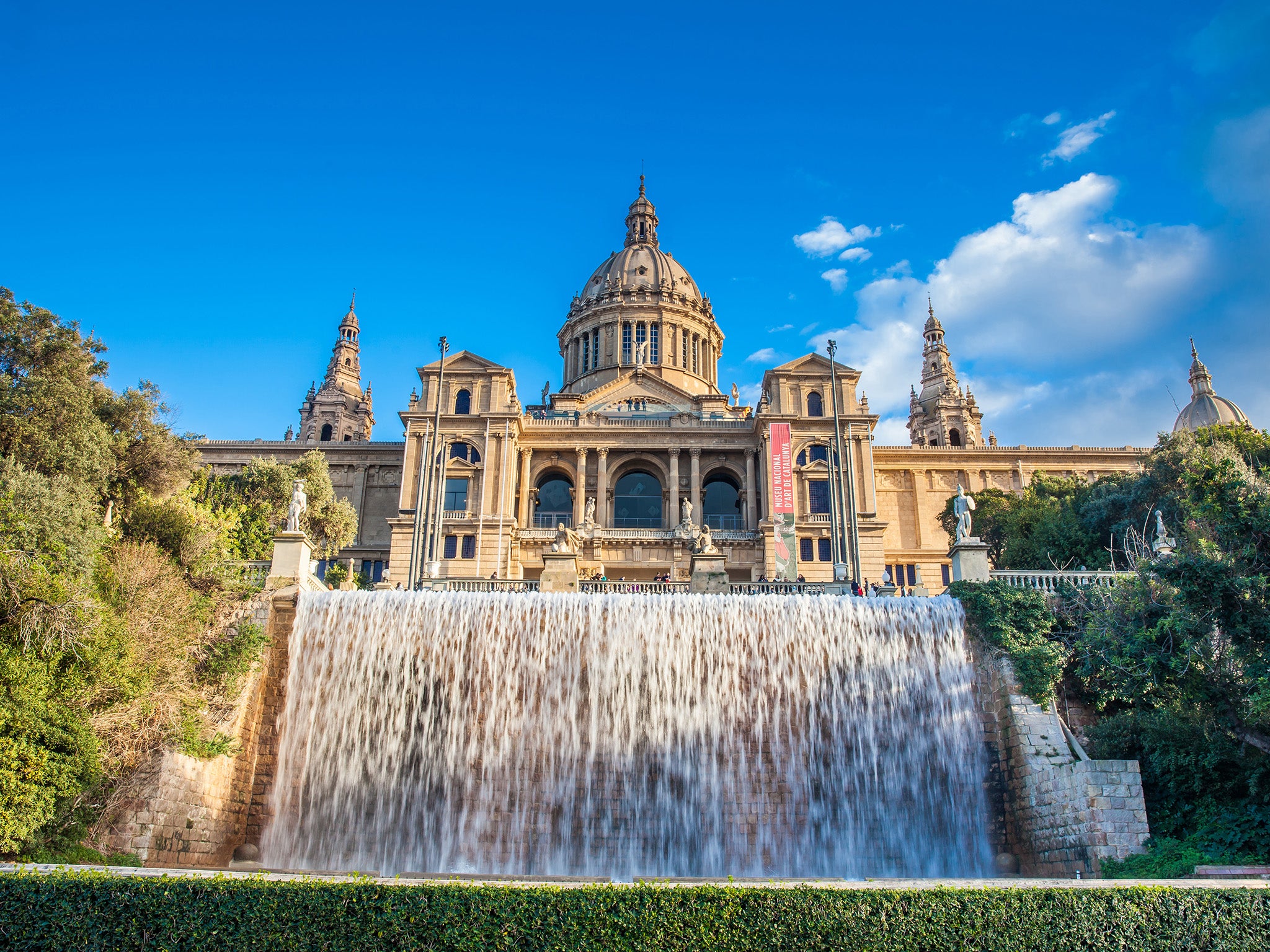 Barcelona Magic Fountain of Montjuic in front of the Museu Nacional d’art de Catalunya