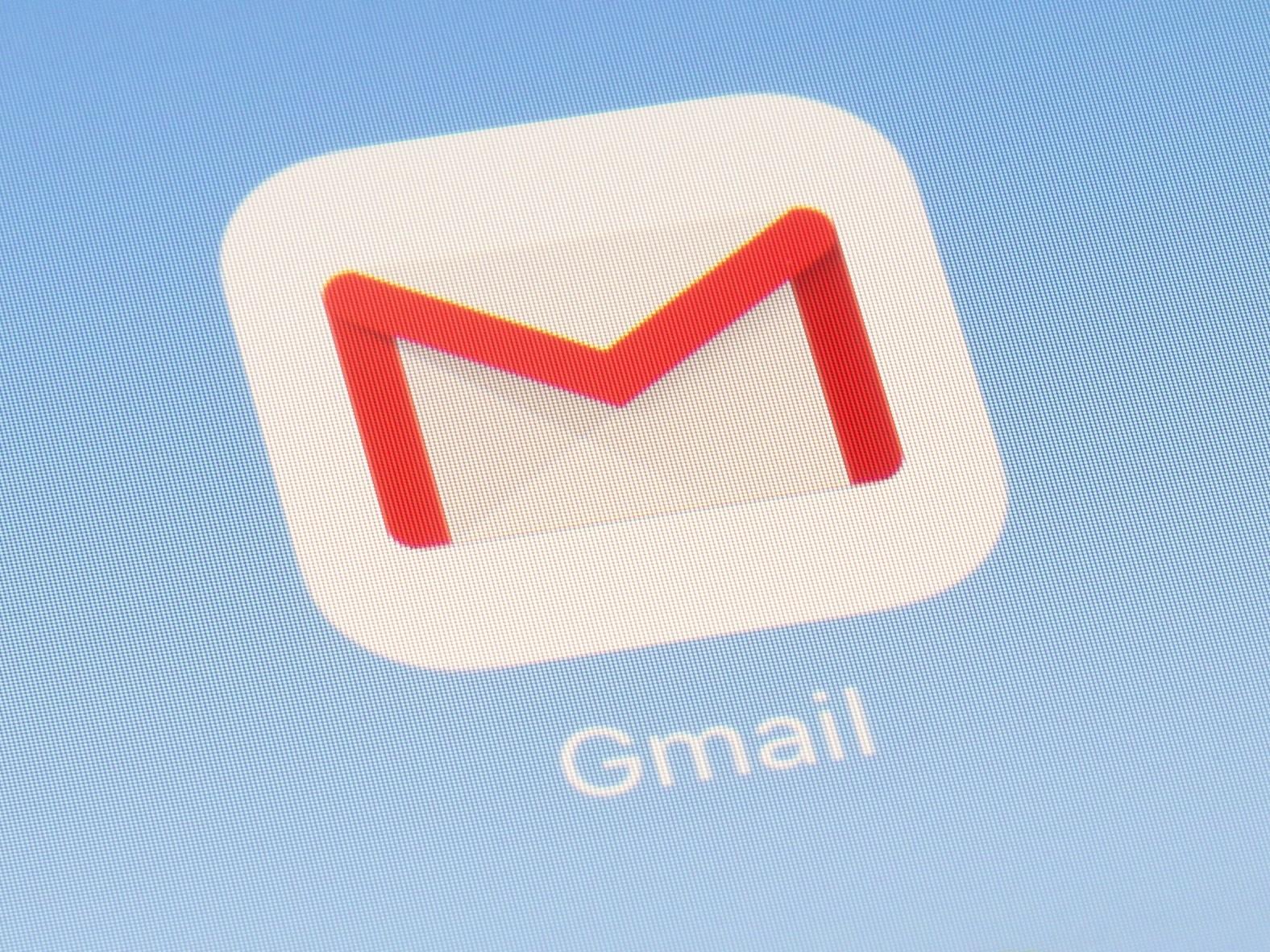 Gmail r. Gmail картинка. Гмайл людей. Красивая картинка gmail.