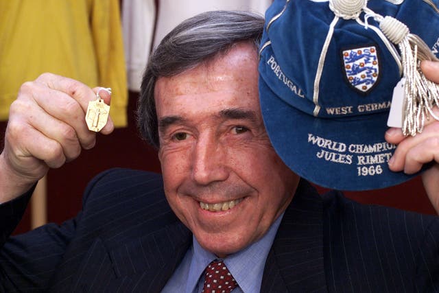 Former England goalkeeper Gordon Banks with his 1966 World Cup Winners medal