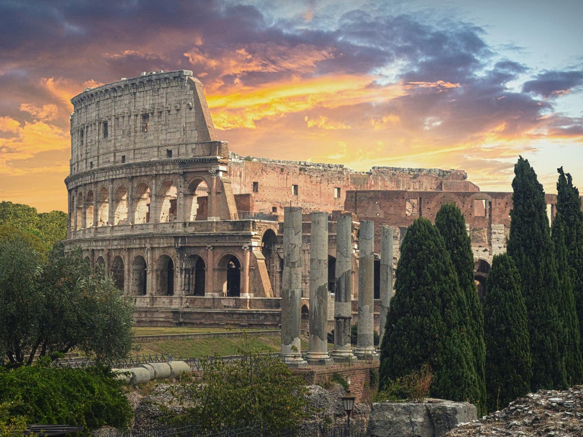 An unfunny thing happened on the way to the Forum, thanks to an American vandal