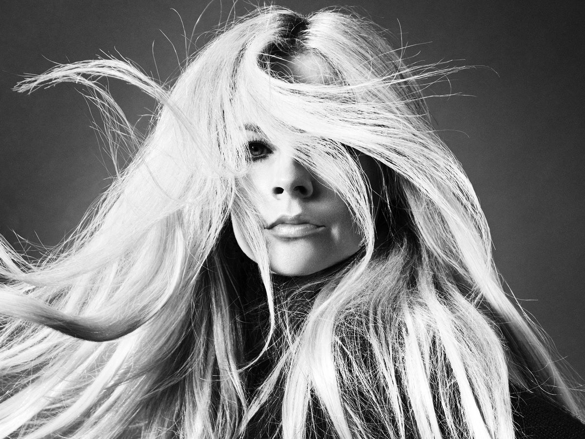 Avril Lavigne Head Above Water Album Review Still Searching For A Musical Identity The Independent The Independent