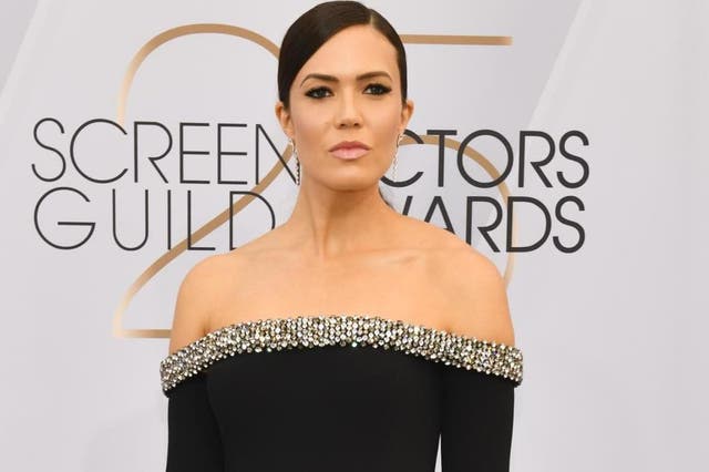 Mandy Moore arrives at the 25th Annual Screen Actors Guild Awards at the The Shrine Auditorium on 27 January, 2019 in Los Angeles, California.