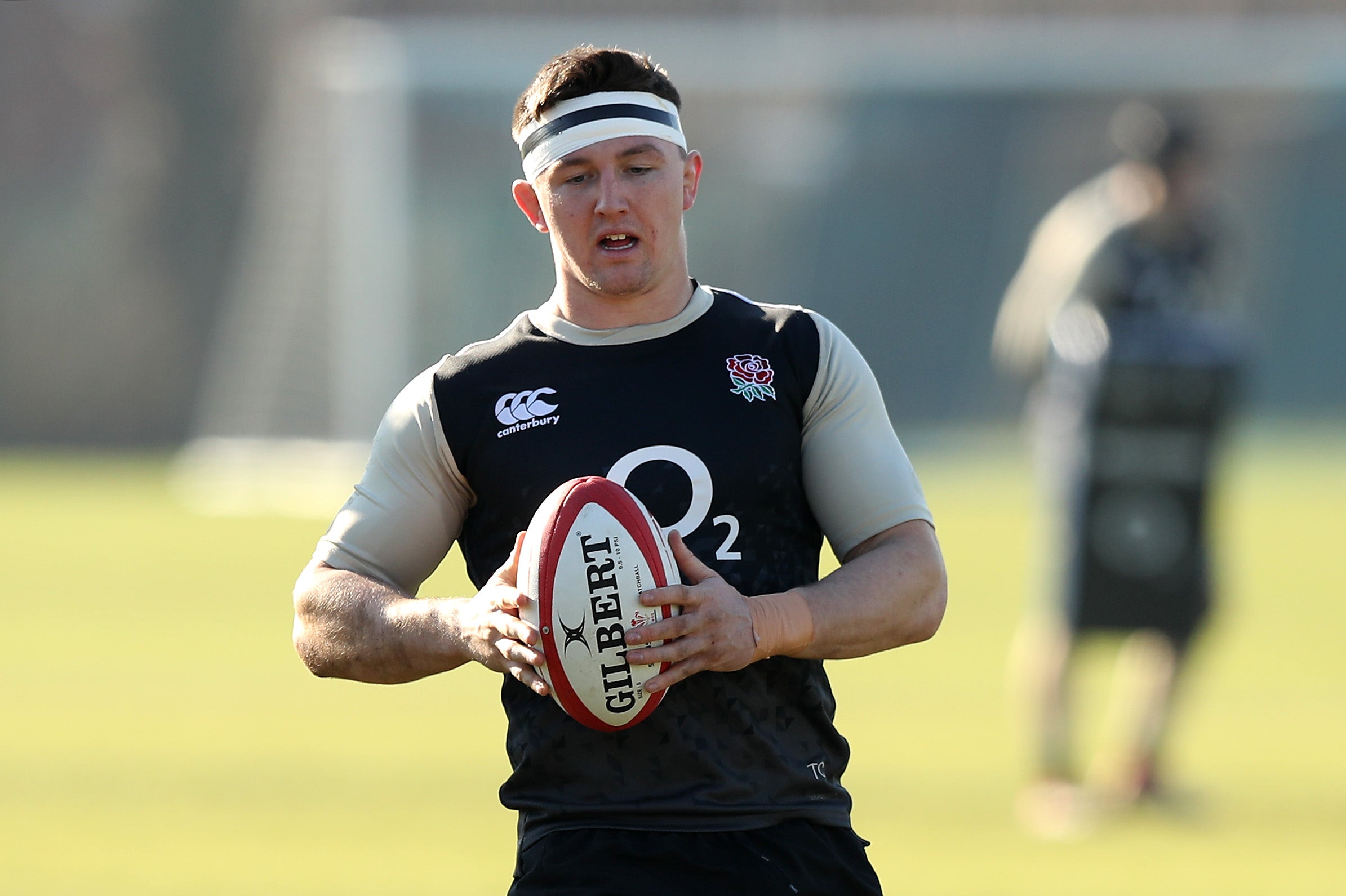 Tom Curry sports a bandage in training to protect the gash on his forehead