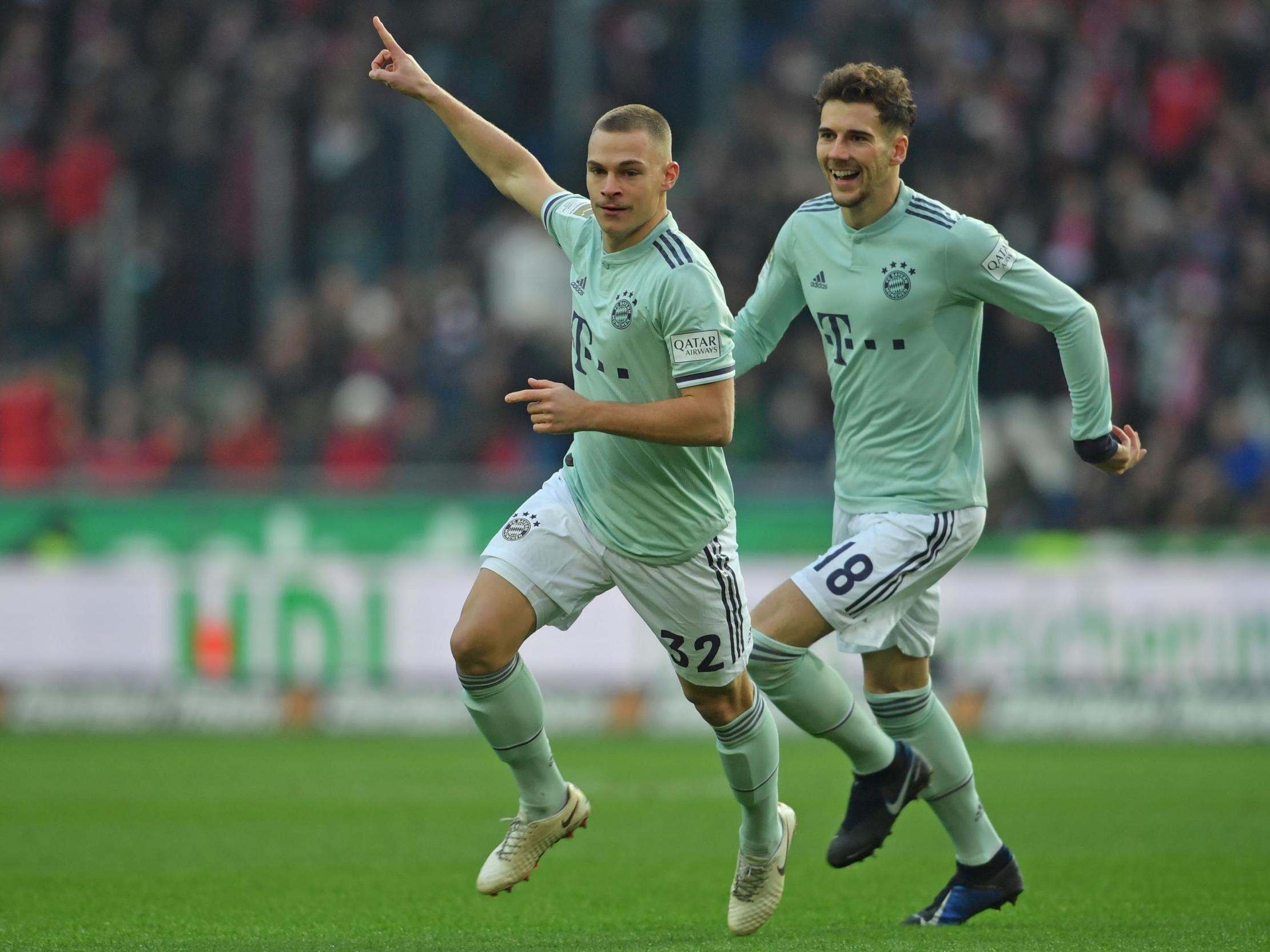 Joshua Kimmich celebrates scoring for Bayern vs Hannover