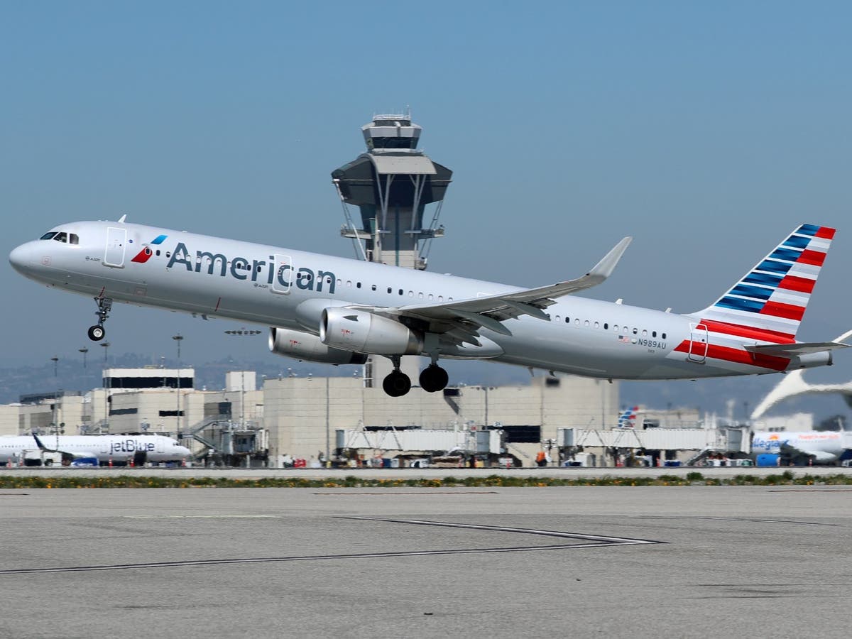 American Airlines now offering non-binary booking options for