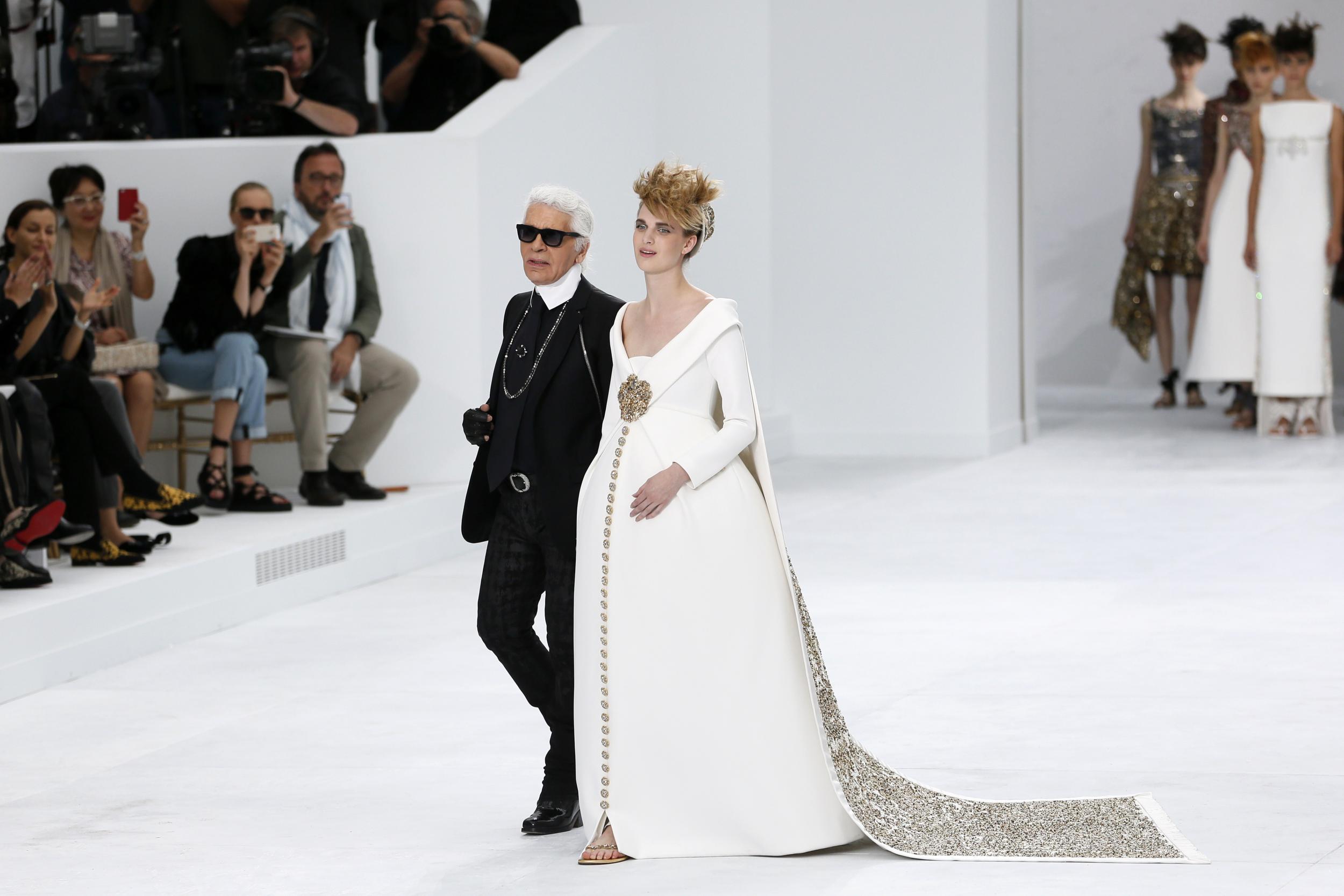 Iconic Fashion Designer Karl Lagerfeld Longtime Creative