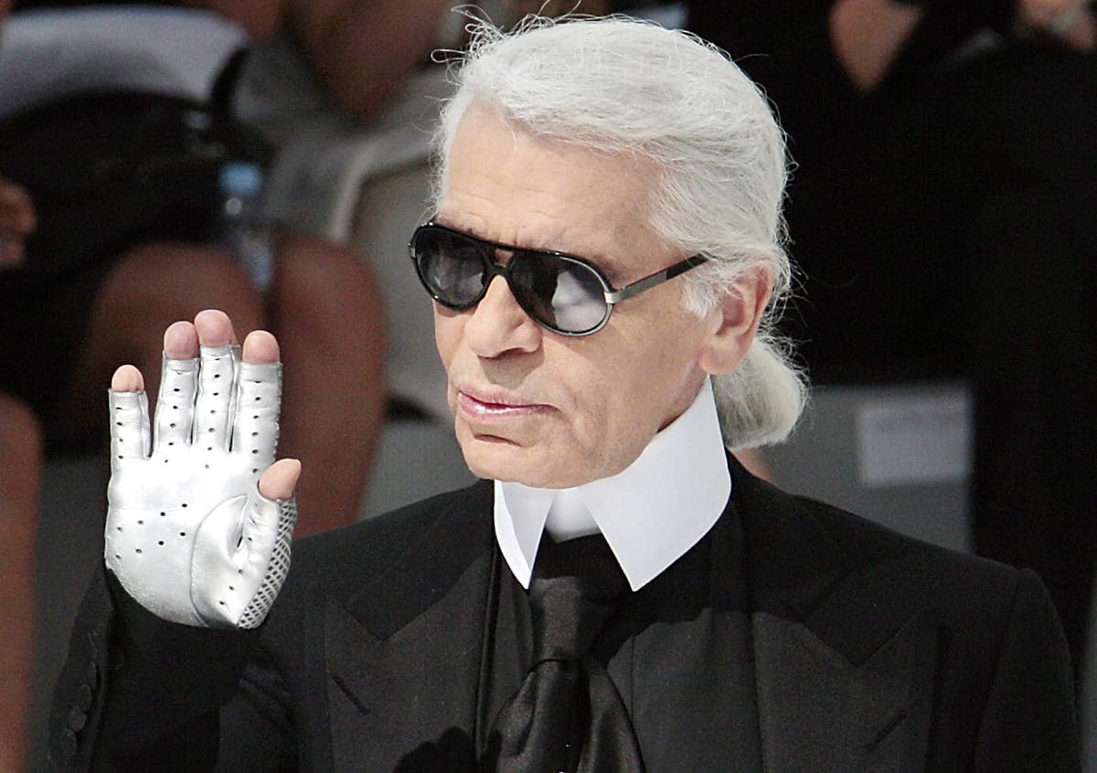 See Karl Lagerfeld's Final Chanel Runway Show