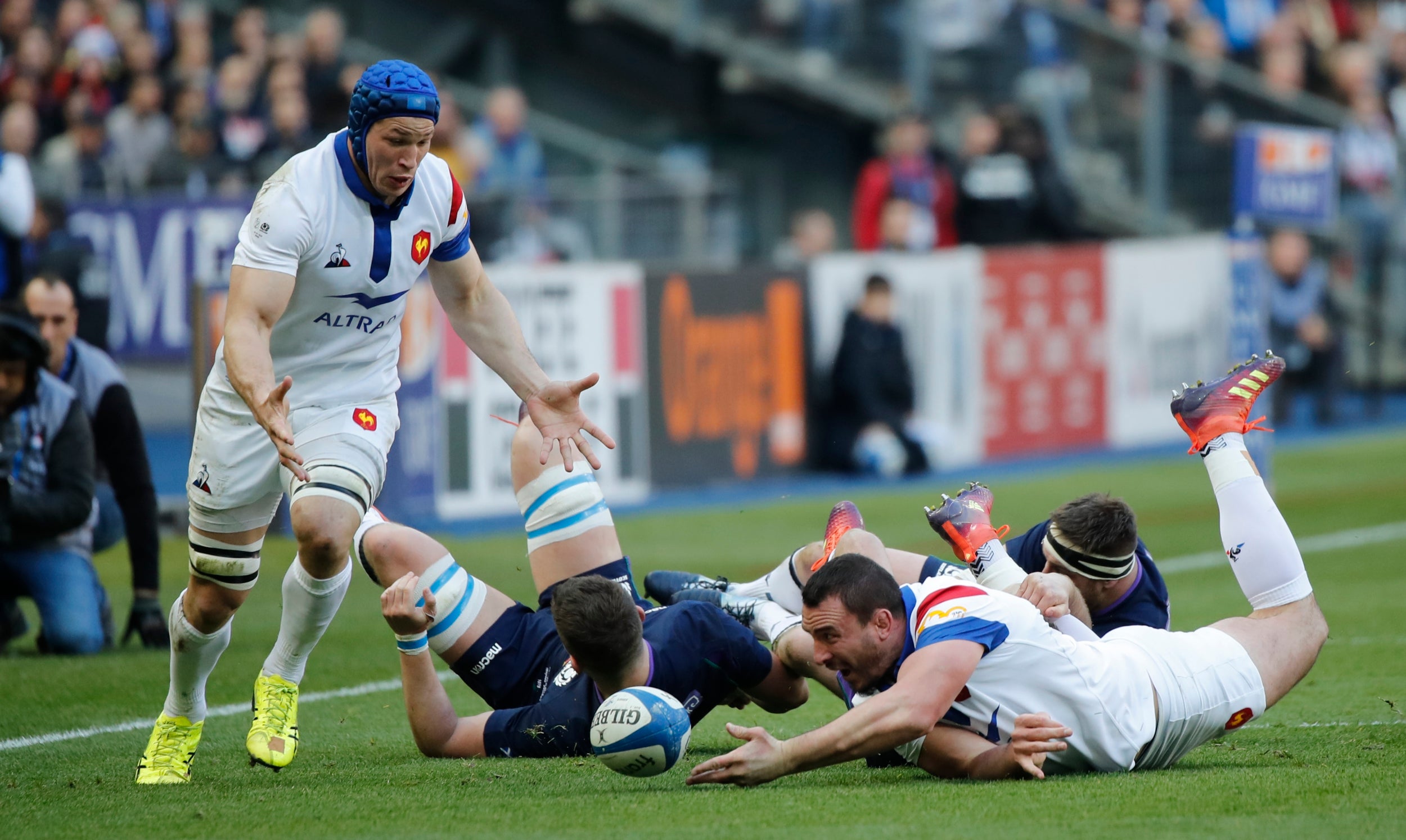 France secured a valuable bonus point