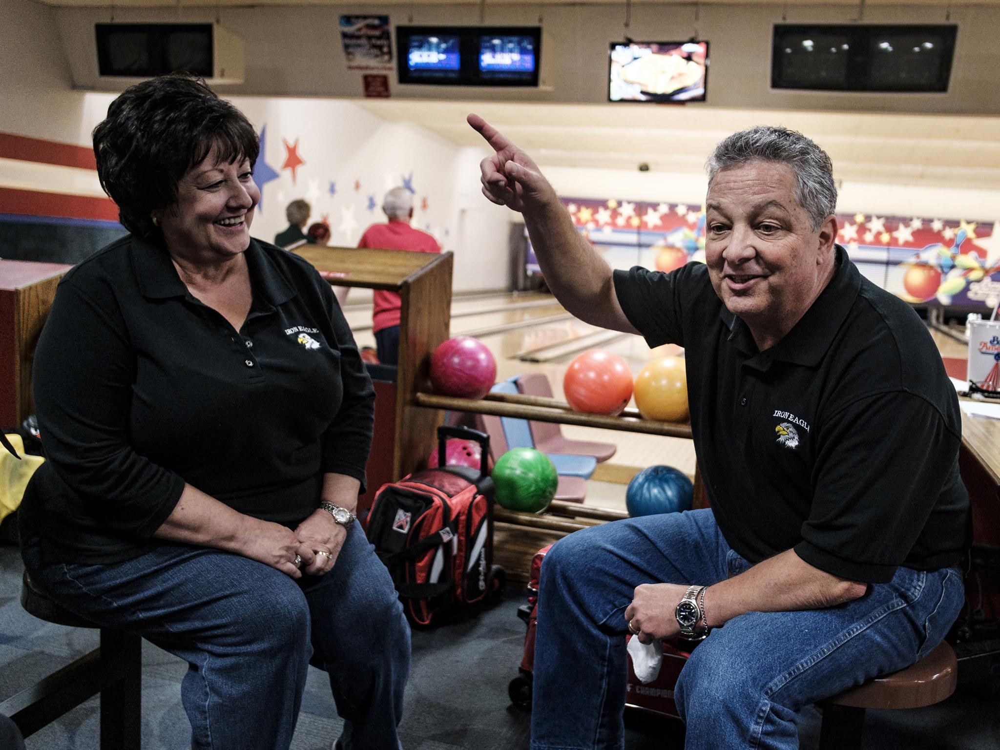 Tom and Peggy Misciagna participate in a bowling league. They have also taken up square-dancing and joined a choir