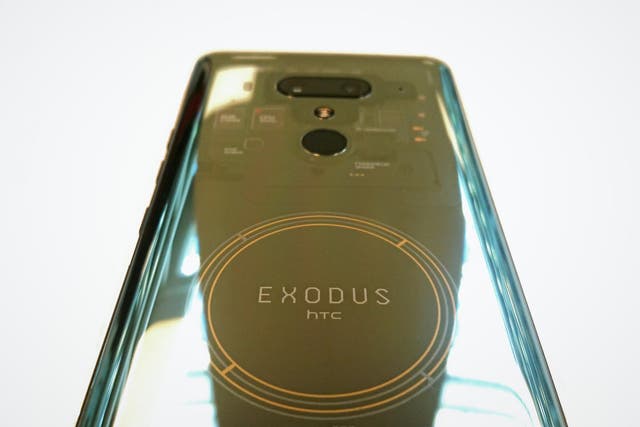 The HTC Exodus 1 hopes to bring blockchain technology, bitcoin and cryptocurrency to the masses