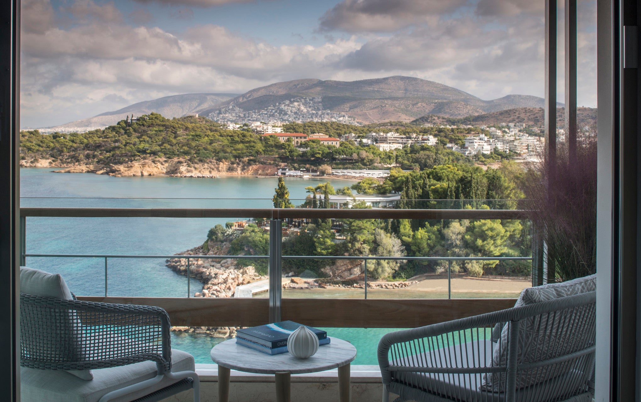 Enjoy the Astir riviera with an Arion sea view room